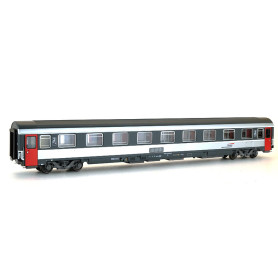 Voiture Corail VSE B9u 2ème classe casquette ép V - SNCF - HO - LS Models 40375
