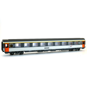 Voiture Corail VSE B9u 2ème classe casquette ép V - SNCF - HO - LS Models 40371