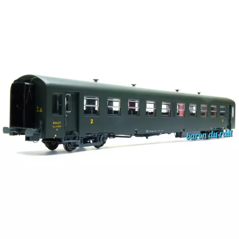 Voiture USI courte Bmyfi U60 ép. IIId avec éclairage - HO 1/87 - LS Models 40020