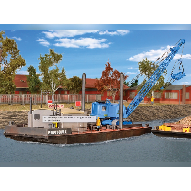 Ponton de travail avec pelle MENCK M154 LC et godet racleur - HO 1/87 - Kibri 39156