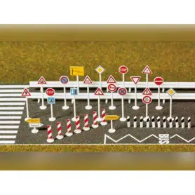 Set de panneaux et signalisation routière - N 1/160 - BUSCH 8121