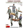 Soldats allemands transportant des caisses de munitions - 1/35 - MINIART 35384