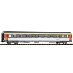 Voiture Corail A9u 1ère classe SNCF ép IV - HO 1/87 - PIKO 97140