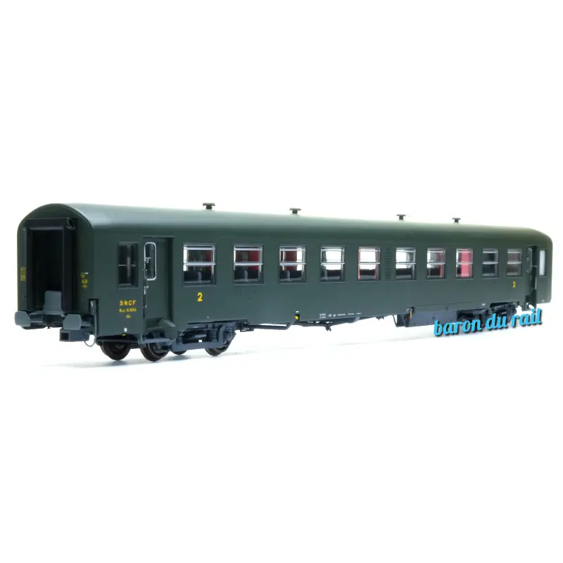 Voiture USI longue Bmyfi U61 ép. IIId avec éclairage - HO 1/87 - LS Models 40028