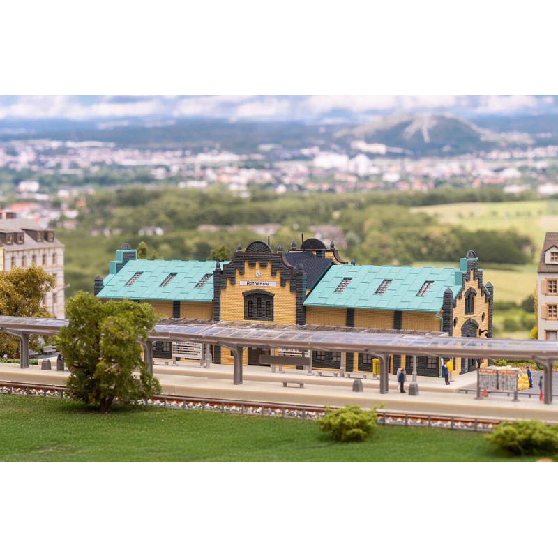Gare municipale rathenow - Z 1/220 - FALLER 282701