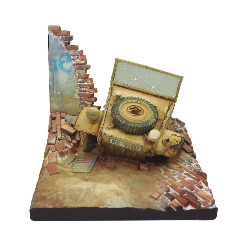 Base diorama résine à peindre avant Kübelwagen 7x7 cm - 1/35 - VALLEJO SC008