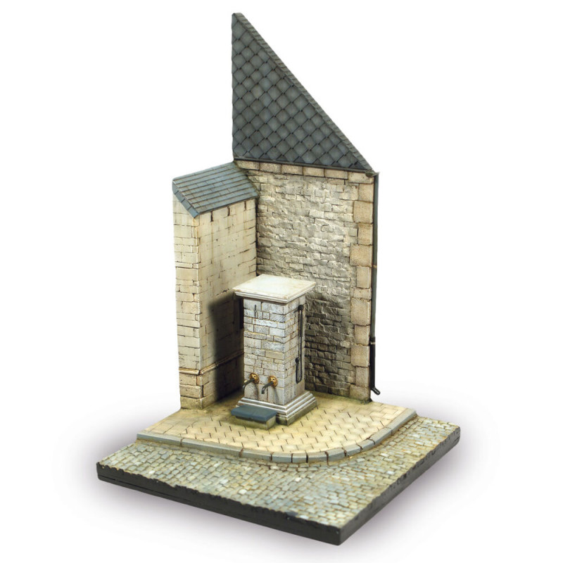 Base diorama Coin de rue avec pompe à eau Normandie 15,5 x 15,5 cm - 1/35 - VALLEJO SC004