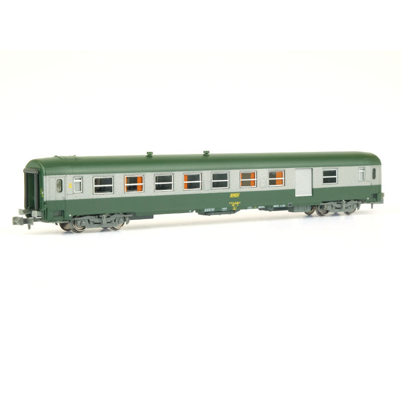 Voiture UIC fourgon B5Dd2 ép. IV verte-alu livrée 160 - N - REE NW-151