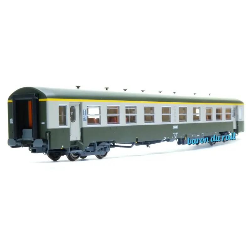Voiture USI A4t4 U62 ép. IVb avec éclairage - HO 1/87 - LS Models 40036